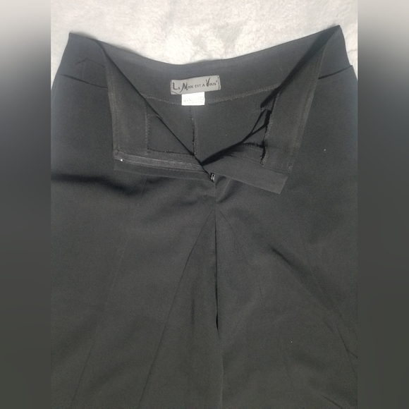 La Mode Est A Vous Black Gaucho/Culottes Wide leg Size US 30 or EU 40 - Picture 3 of 6